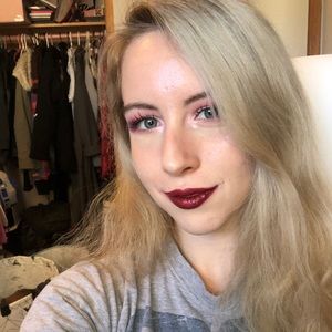 Meet your Posher, Sara